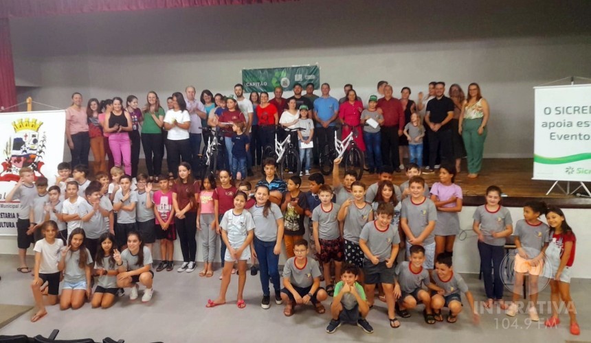 1° concurso Cultural para escolha do mascote do programa de reciclagem e coleta seletiva é realizada em Capitão