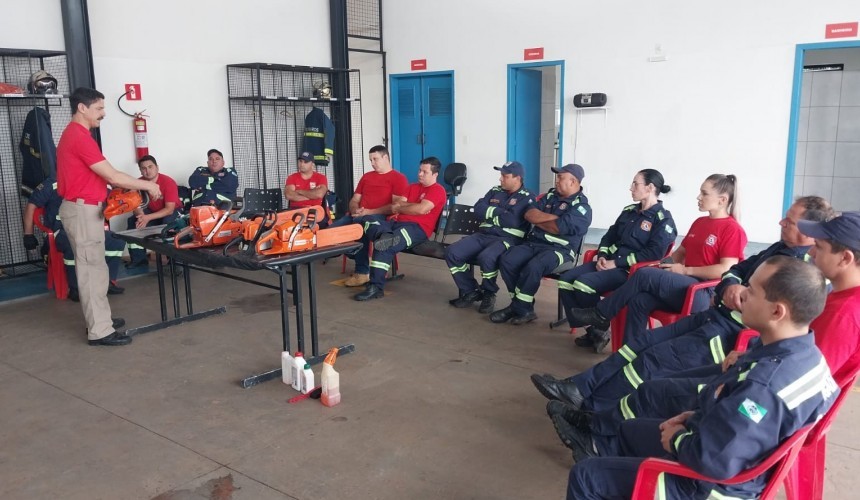 Corpo de Bombeiros de Capitão realiza curso de operação e manutenção de motosserras