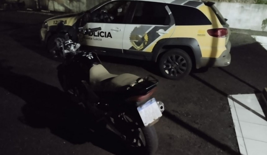 Homem que não possuía CNH tem motocicleta apreendida em Santa Lúcia