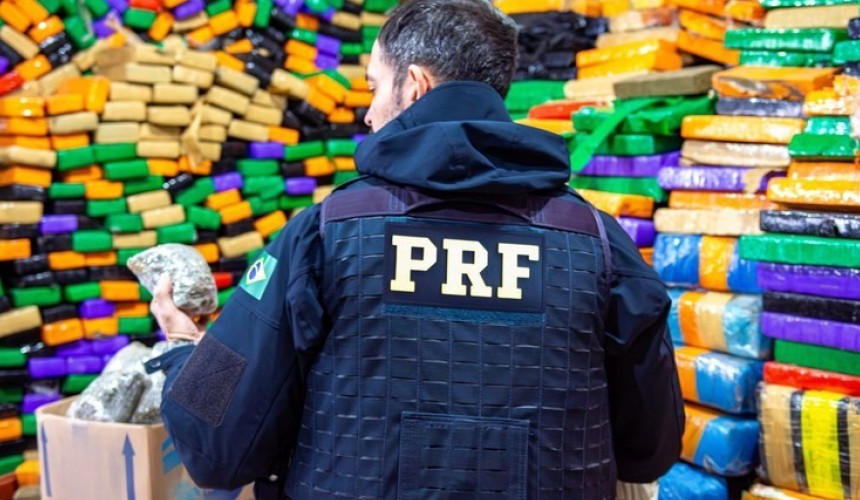 PRF apreende 195 toneladas de drogas em 2023 no Paraná e bate recorde histórico