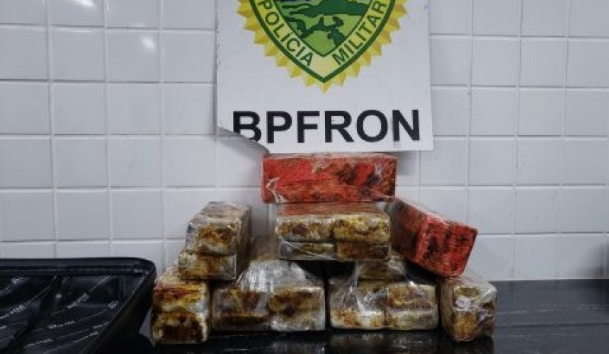 Passageiro é flagrado levando 13 quilos de maconha em ônibus na BR-163 em Capitão Leônidas Marques