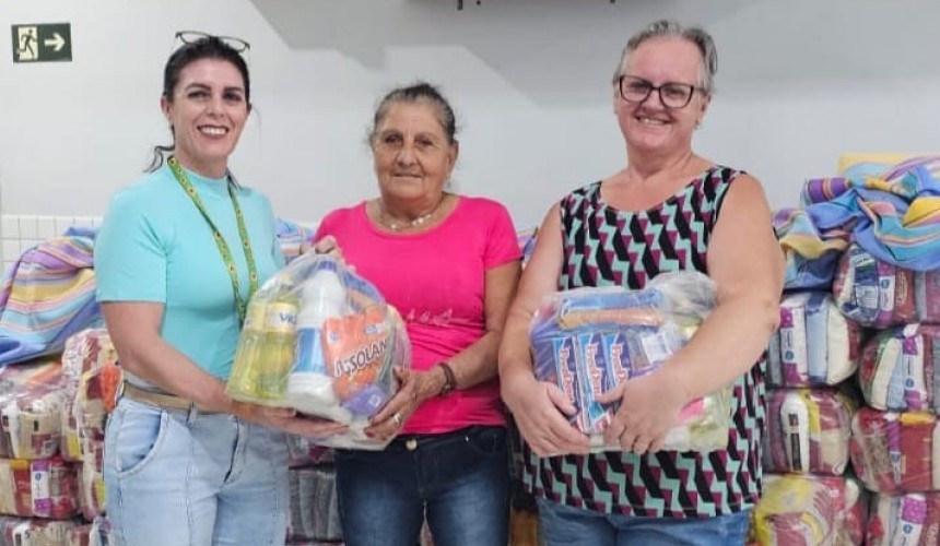 Famílias de alunos da APAE de Capitão estão sendo contempladas com Cestas básicas que foram repassadas pela Copel