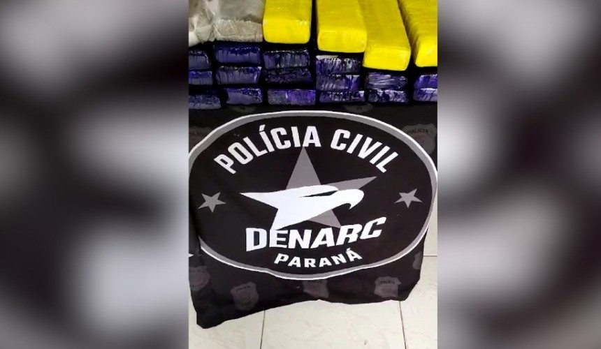 Grávida é presa traficando 18,9 kg de maconha em carro de aplicativo em Foz do Iguaçu