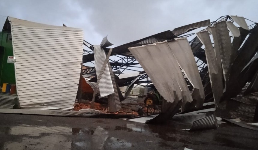 Temporal causa estragos na região Sudoeste do Paraná