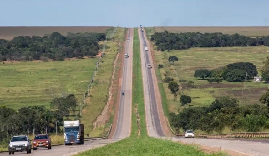 Presidente da câmara de vereadores de Capitão faz ligação para super intendente do DNIT sobre as obras da BR-163