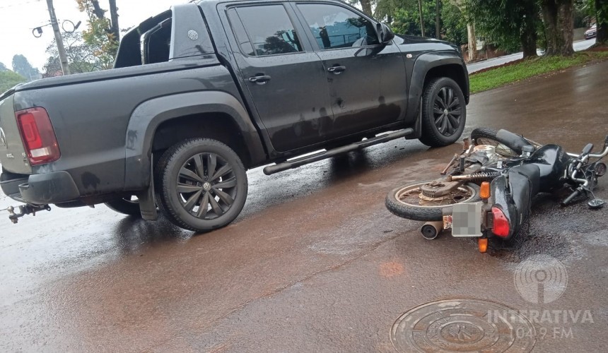 Após motocicleta invadir preferencial acidente é registrado em Capitão