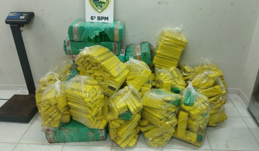 Após denuncias de veiculo abandonado na BR-163 polícia apreende 502 kG de maconha em Capitão