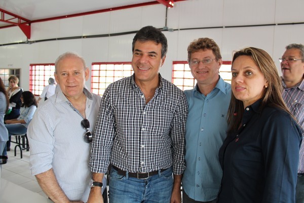 Beto Richa visita obras da usina Baixo Iguaçu