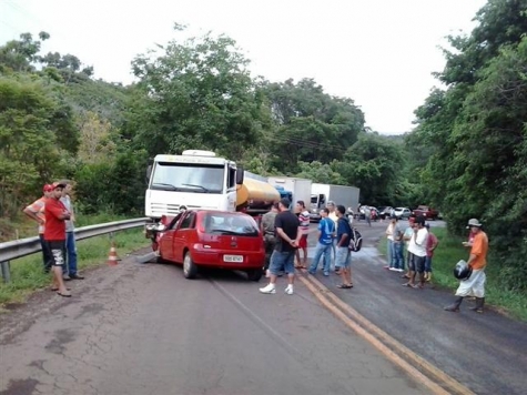 Duas jovens de Capitão ficam feridas em acidente em Boa Vista da Aparecida