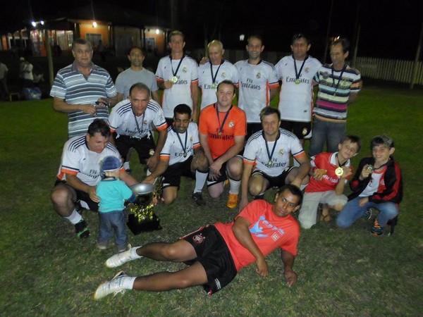 Churrascaria Pica Pau/Linha Hortela/Sevesqui campeã do Futebol Sete