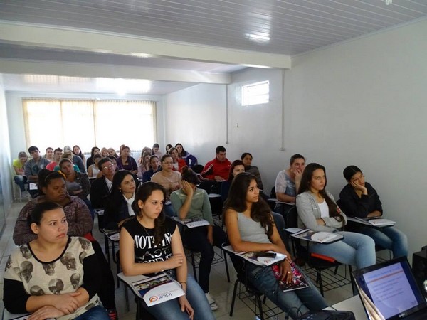 Curso de atendente de farmacia em Capitão